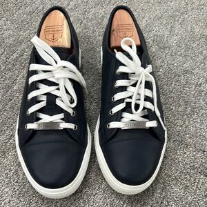 Gucci navy Sneakers Classic Design